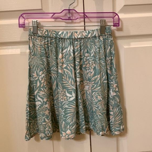 🏄‍♀️ Roxy Skirt XS 🏄‍♀️ - Picture 1 of 6